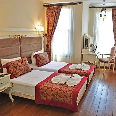 Hotel Sphendon 3*
