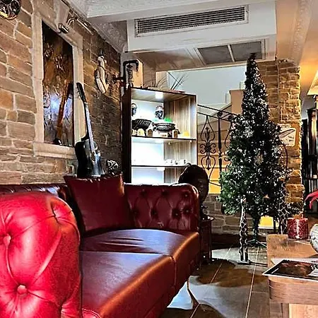 Sphendon Hotel