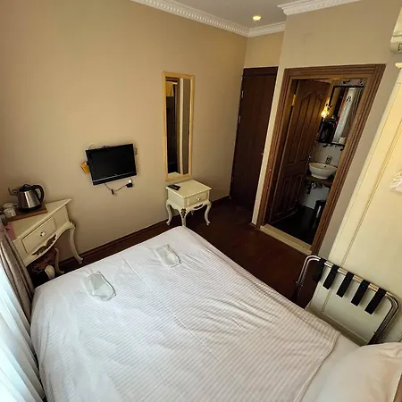 Sphendon Hotel 3*